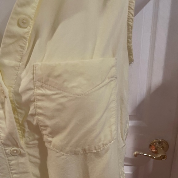 BeachLunchLounge Women’s Pale Yellow Sleeveless Button Down Tie Waist Shirt XS - Picture 4 of 8